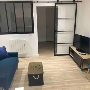  Appartement T2 A 50 Metres De La Gare