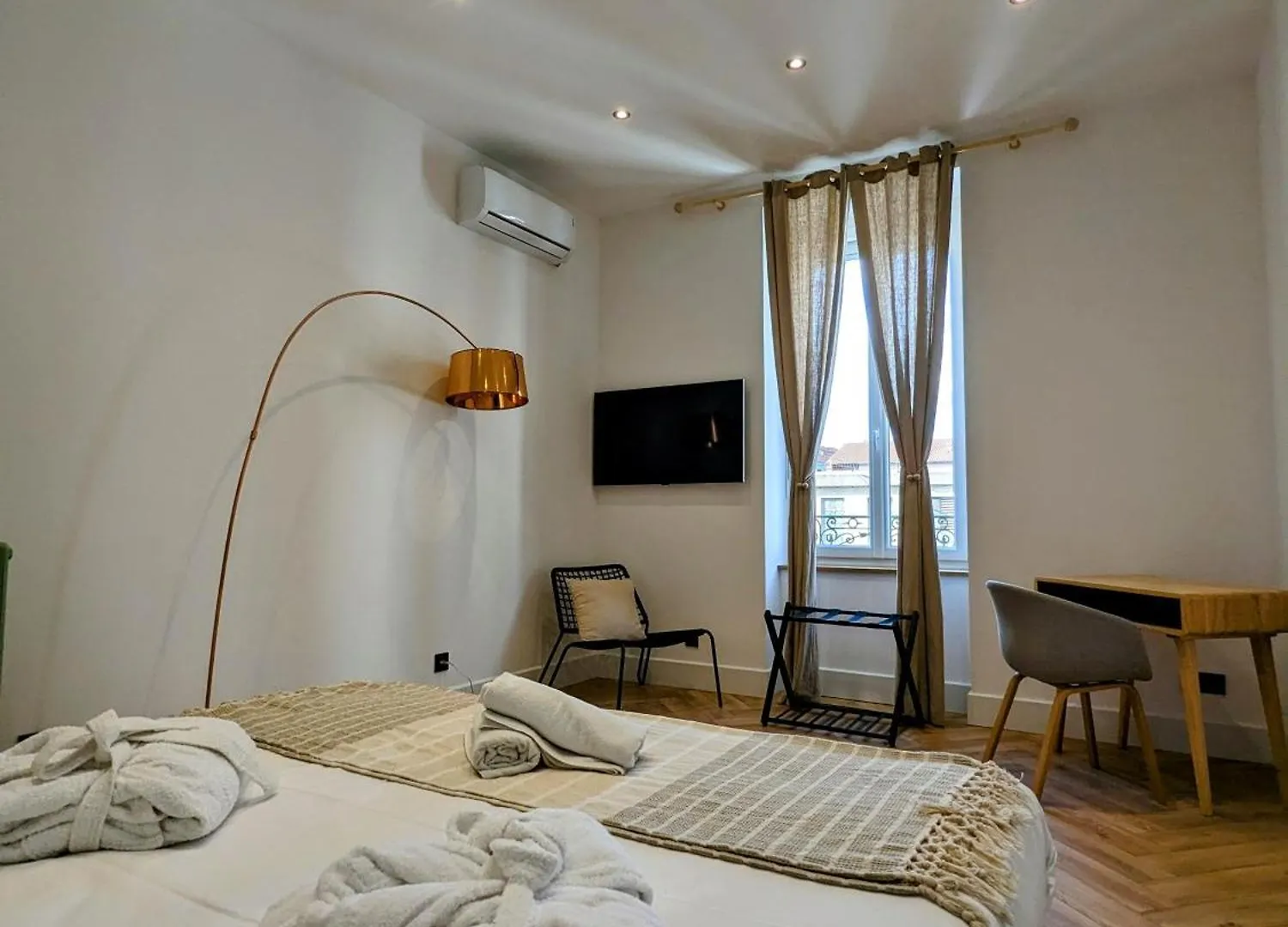 My'Deting - Jacuzzi Apartment Roanne